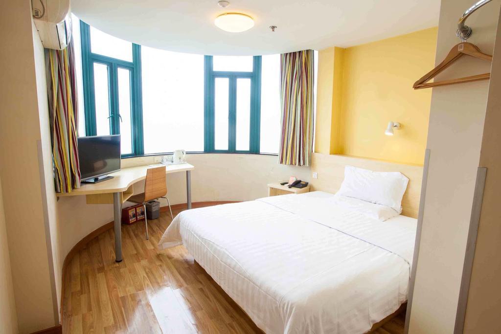 7Days Inn Guiyang Posts And Telecommunications Building Kamer foto