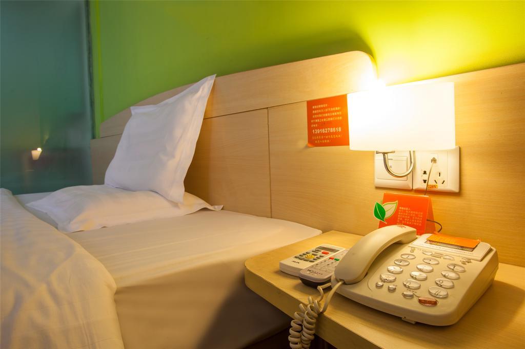 7Days Inn Guiyang Posts And Telecommunications Building Buitenkant foto